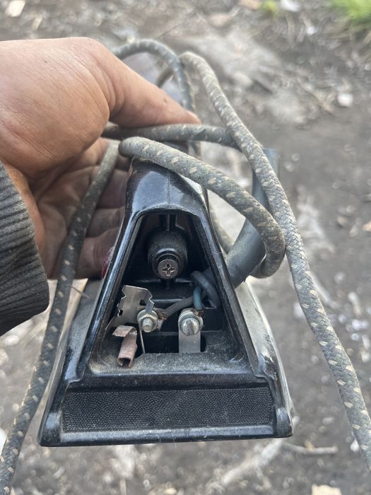 Продам утюг СССР рабочий