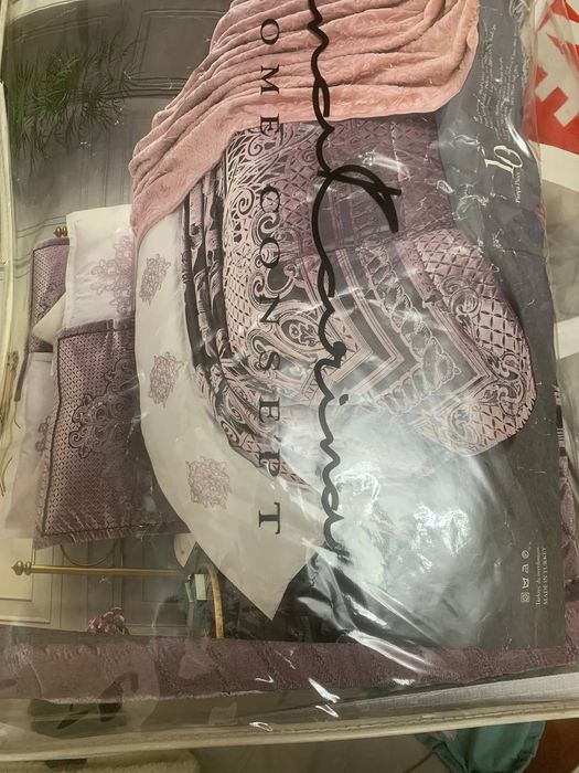 Срочно продается новое покрывало с навалочкой Анна Карин