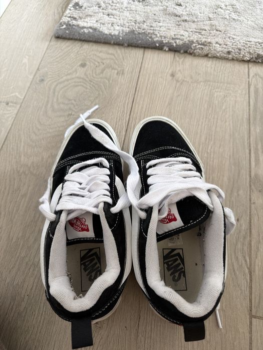 Pereche de papuci  Vans