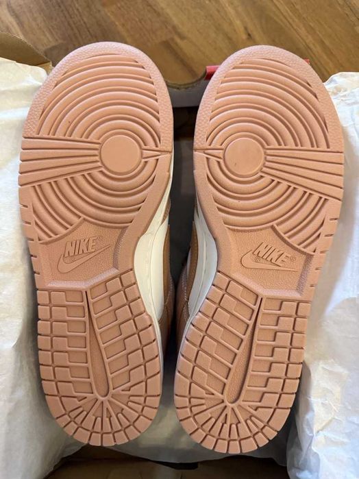Продам новые Nike Dunk Low White/Rose Whisper