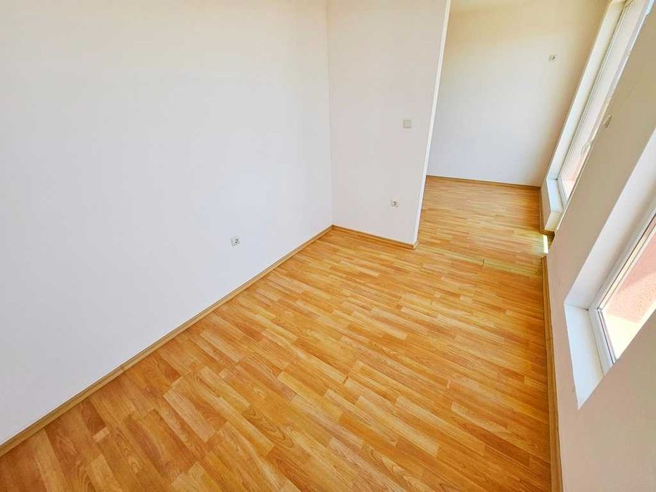 Двустаен необзаведен апартамент в комплекс ”Sunny Day 6”