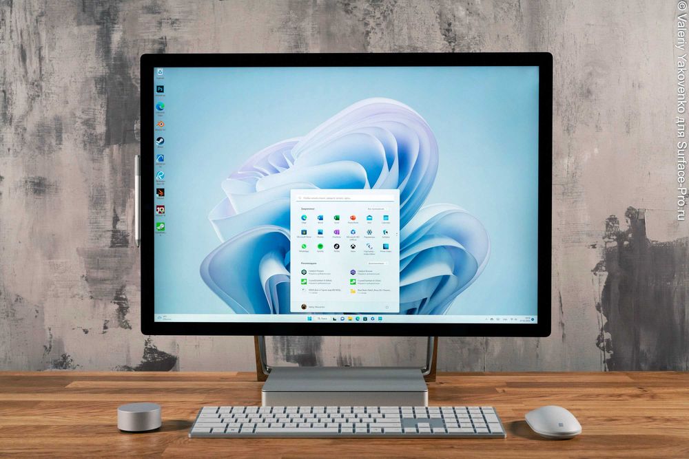 Surface Studio 2 All-in-One PC impecabil + toate Accesoriile