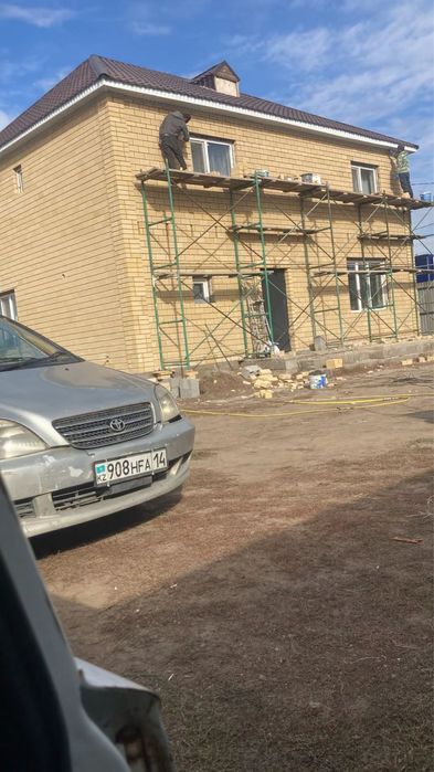 Каменщики-облицовщики