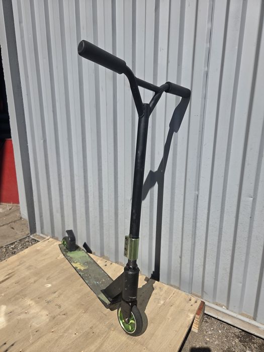 Продам  самокат.