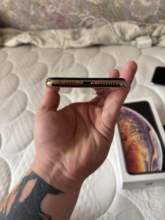 Продам Iphone в идеальном состоянии