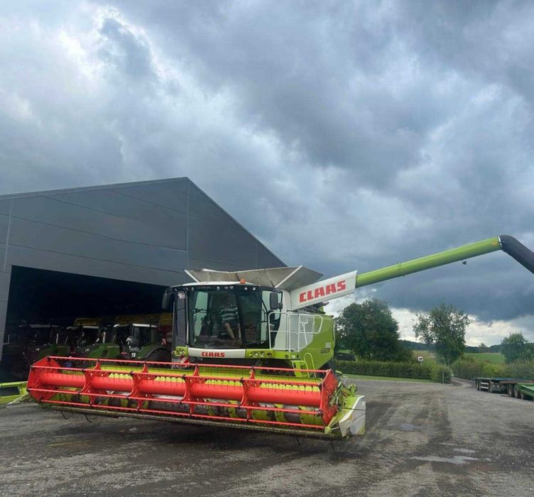 Комбайн CLAAS-660 LEXION