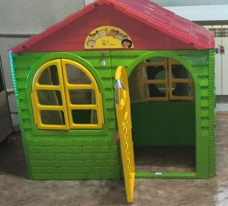 Продам десткий домик