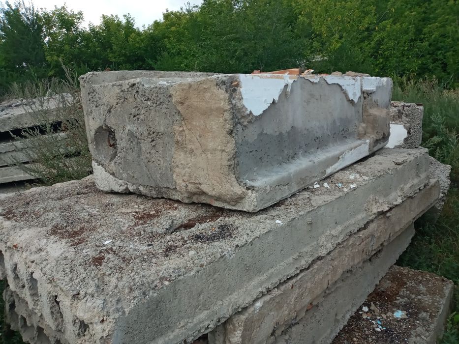 Продам плиты 6.3длина, ширина 120см