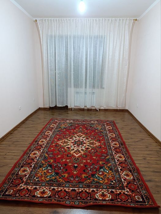 Toshkent viloyati Nurafshon shaxrida 3 xonali uy ijaraga beriladi