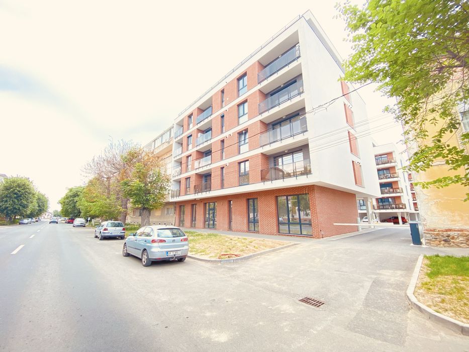Inchiriez apartament in centru Aradului-Adora Central