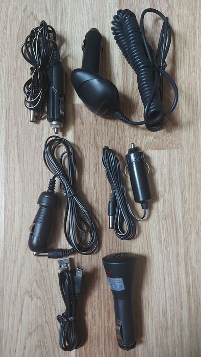 Cabluri alim Alimentatoare-încărcătoare auto 12 V pt. G