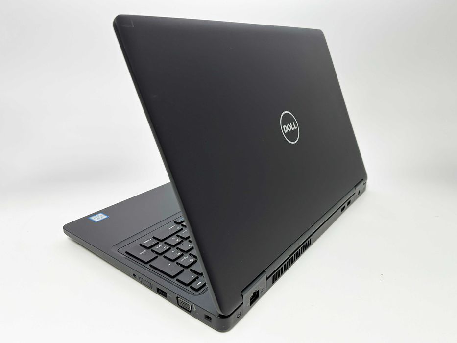 Laptop Dell Latitude 5580 Intel i7 7600U 8 gb ram 256 gb ssd Ecran 15.6 inch Full HD Gama business ultrabook Windows 10/11 Factura si Garantie 1 an