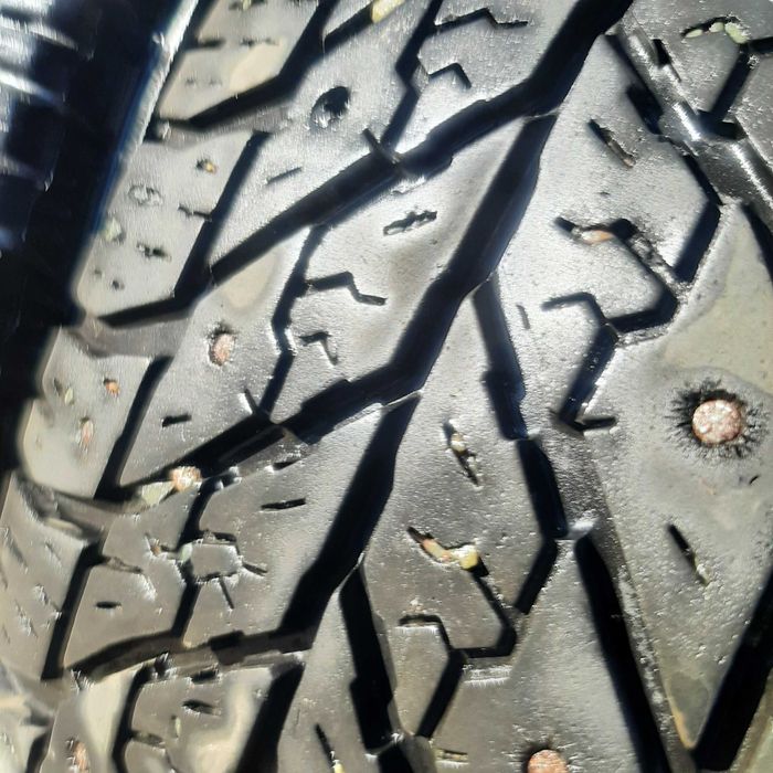 225/65 R17 Goodyear