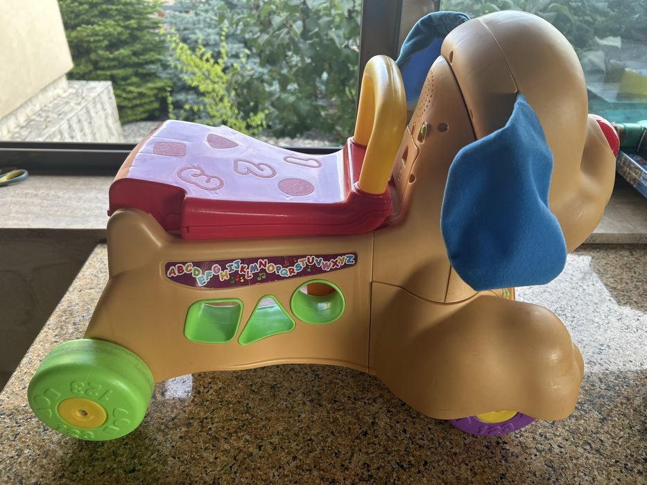 Premergător Fisher-Price Laugh & Learn Stride-to-Ride Puppy