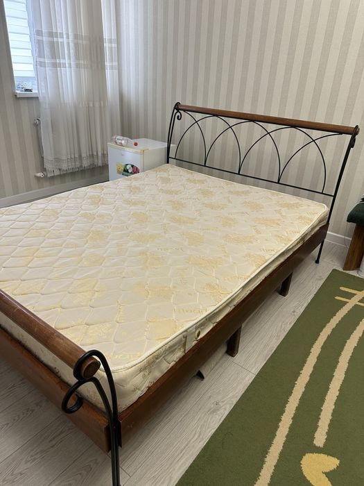 Продаётся кровать