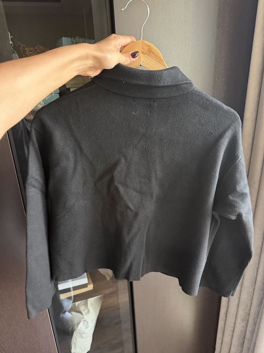 Жилетка в черно Massimo Dutti