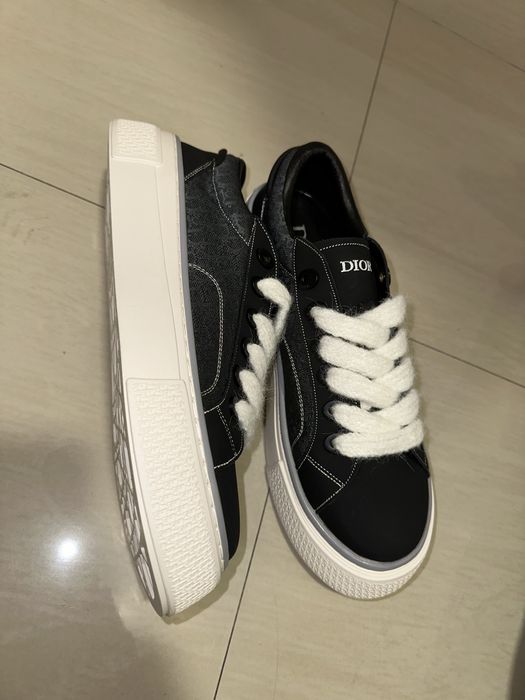 Vand Adidasi Dior B33!!