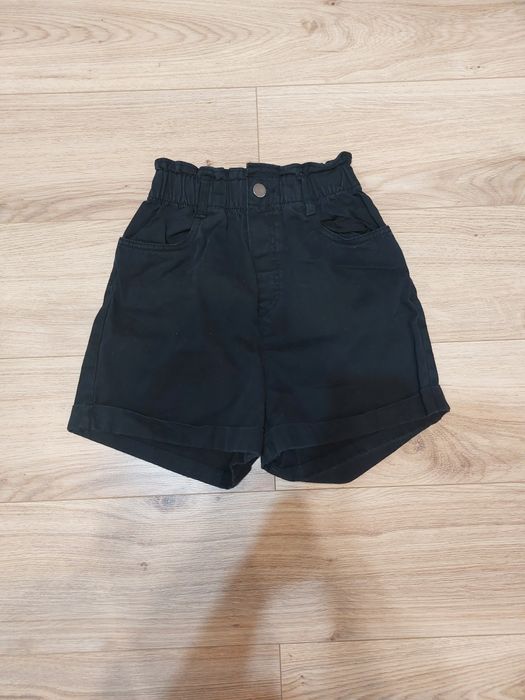 Pantaloni scurti negri