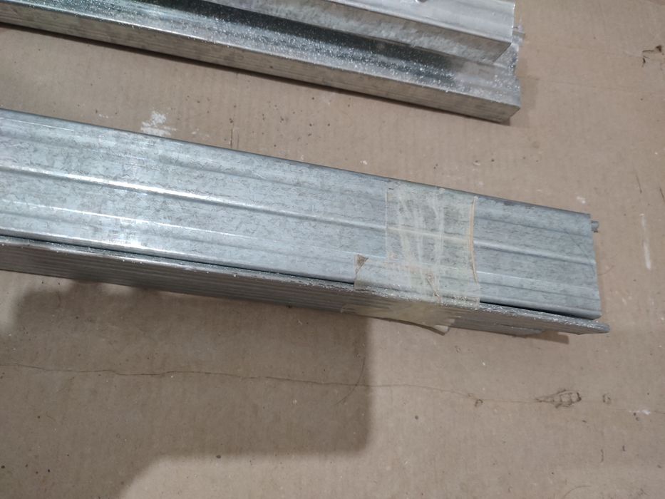 Продам стройпрофиль Knauf оригинал  очень прочный размер 60×27×3000 мм