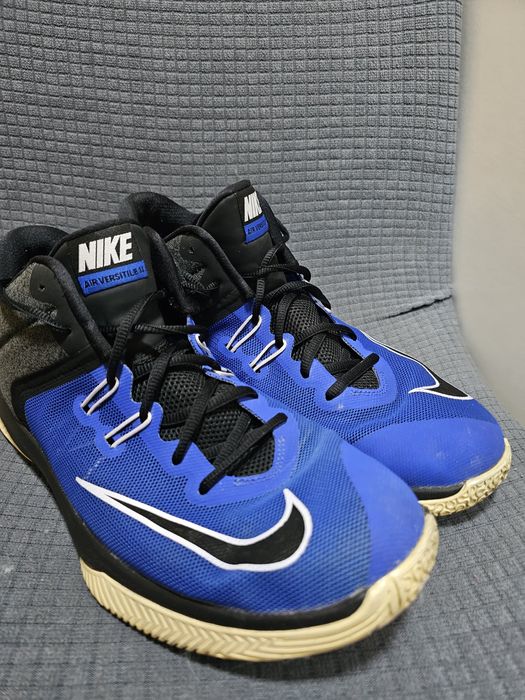 Nike Air Versatile II