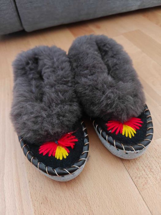 Вълнени Пантовки