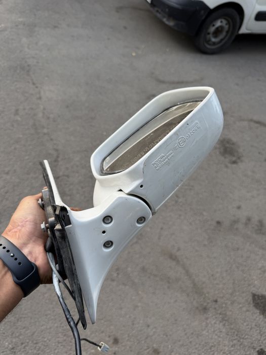Lexus 470 зеркола