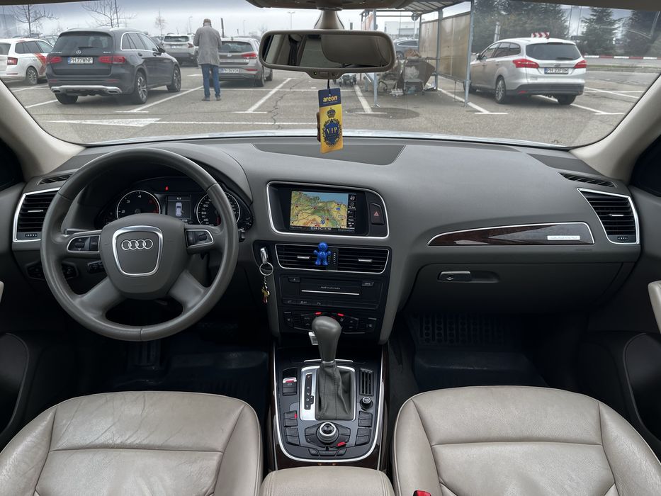Vand Audi Q5 2012