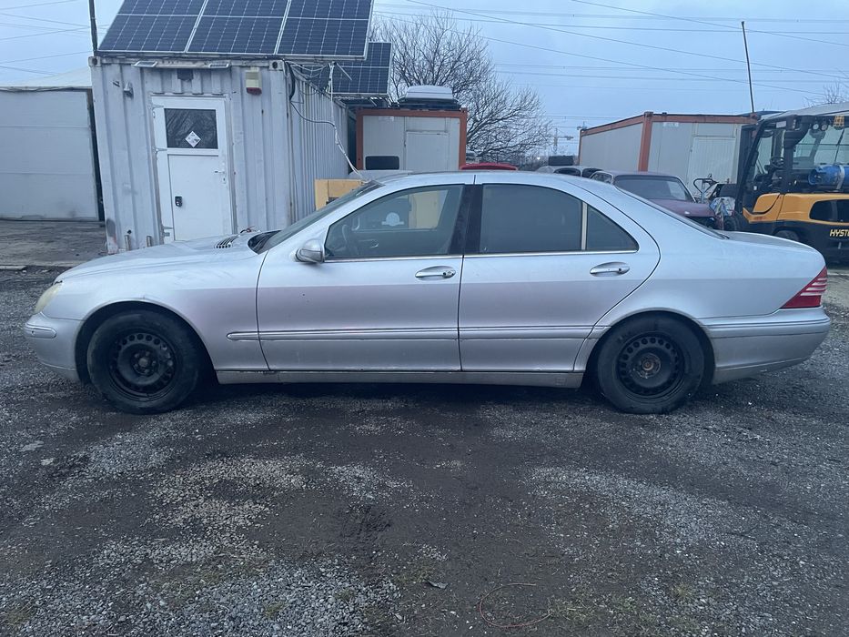 Mercedes S500. 2002. Neinmatriculat. pt. piese.