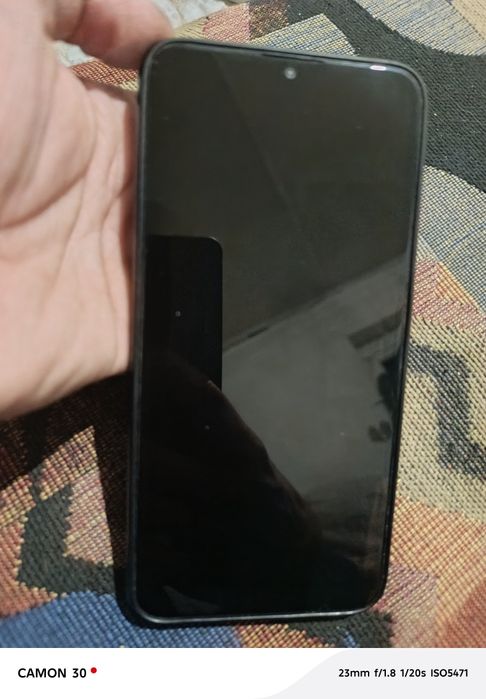 Продам телефон Redmi 8a