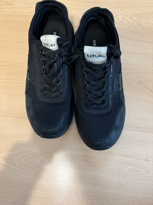 Replay adidas de vanzare