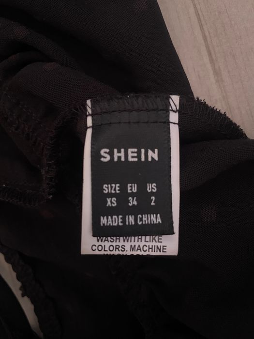 Продавам потник Shein