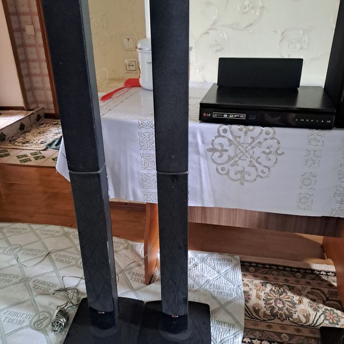 Домашний кинотиятор.