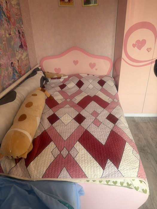 Спальный гарнитур детский