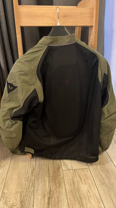 Яке Dainese air frame