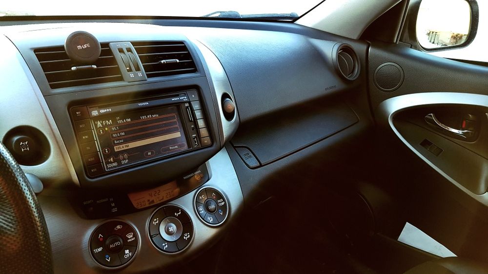 De vanzare TOYOTA RAV 4 D-Cat 11.2010