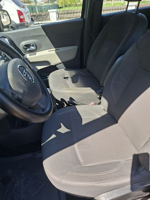 Dacia lodgy 1.5 dci navi 5 locuri