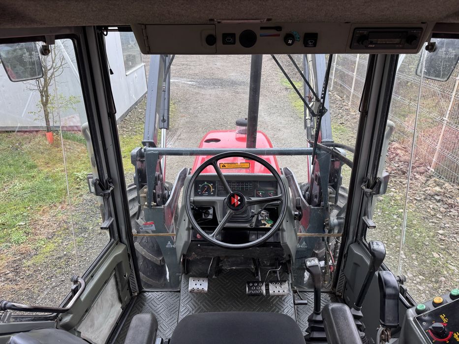 Tractor Massey Ferguson 3065 Cu Încărcător Frontal