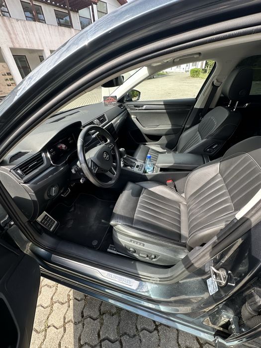 Skoda Superb 4x4 panoramic/virtual/distronic 2020