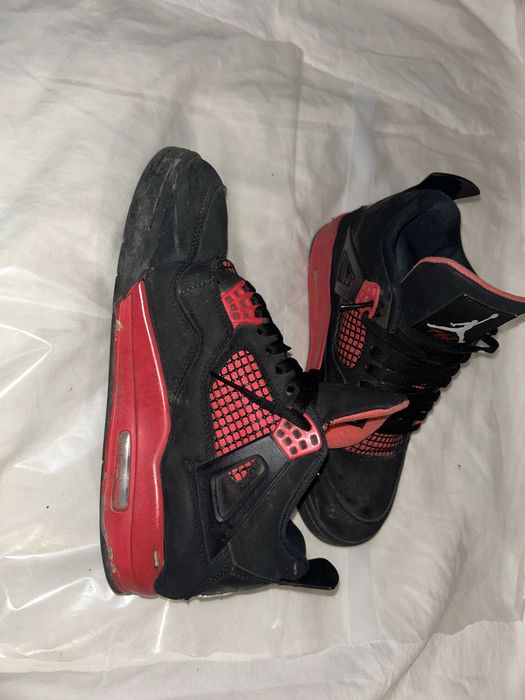 Jordan 4.