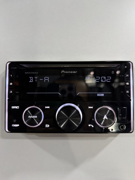 Pioneer 725bt ideal holatda