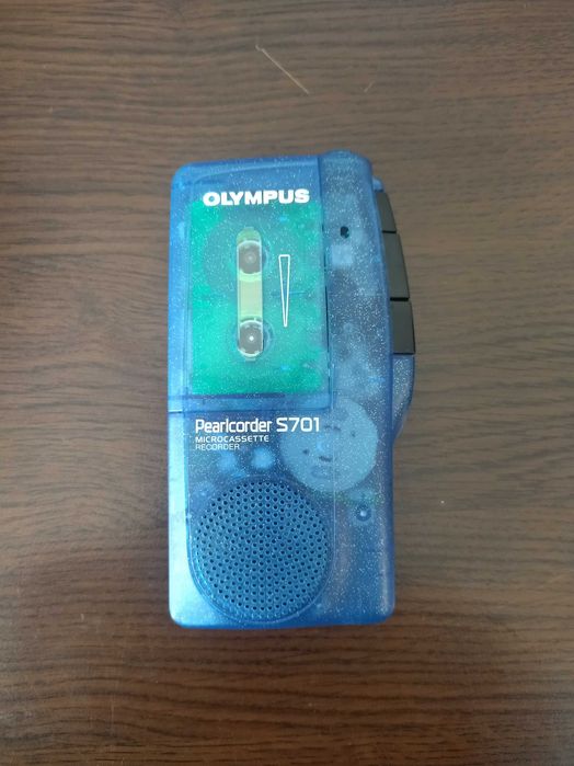 Продавам диктофон Olympus Pearlcorder S701