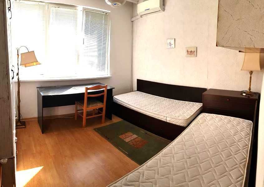 Дава се под наем Тристаен апартамент в Варна, Център - 80 кв.м за 498.27 € - Снимка #7