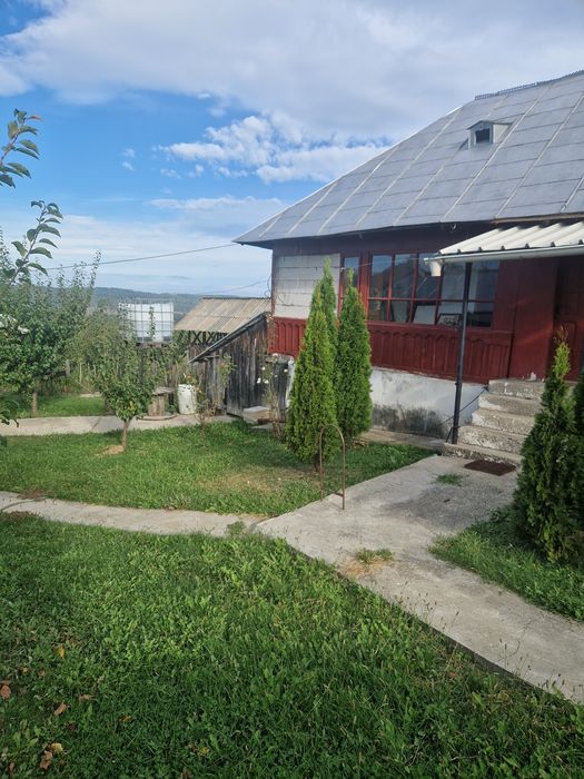 Vind casa batrineasca