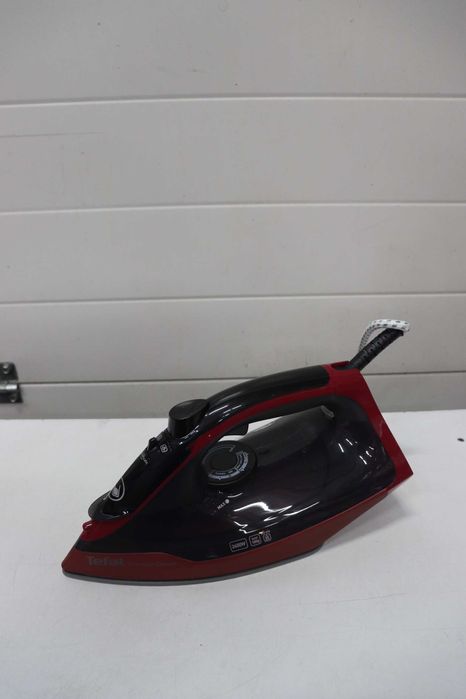 Парна ютия Tefal Express Steam FV2846E0, 2400W, 180 g/min, 0-40 g/min, 270 ml, бордо