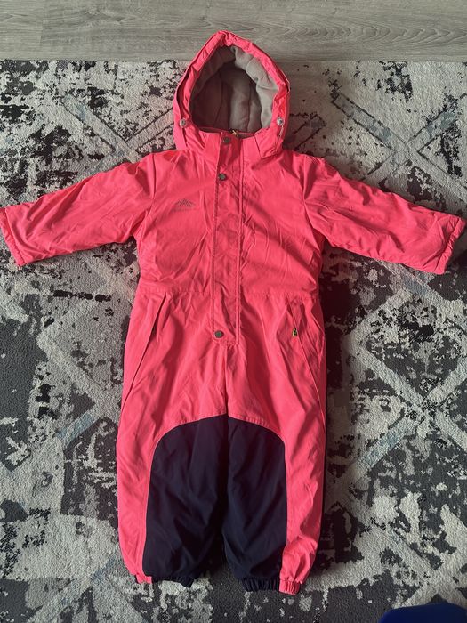 Продам зимние комбинезоны