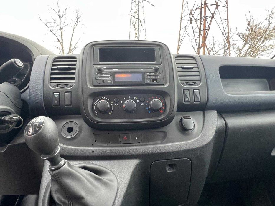 Opel vivaro ,model lung ,2016