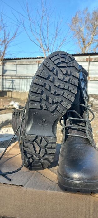 Чёрные берцы мужские