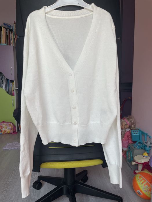 Нова Дамска жилетка от финно плетиво