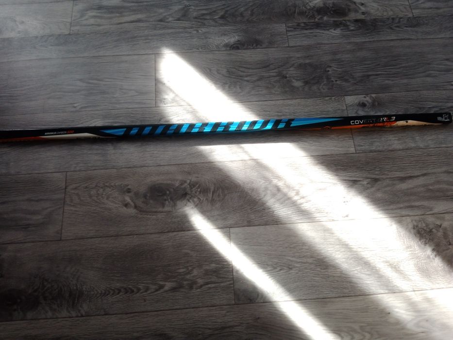 Продам клюшку вариор