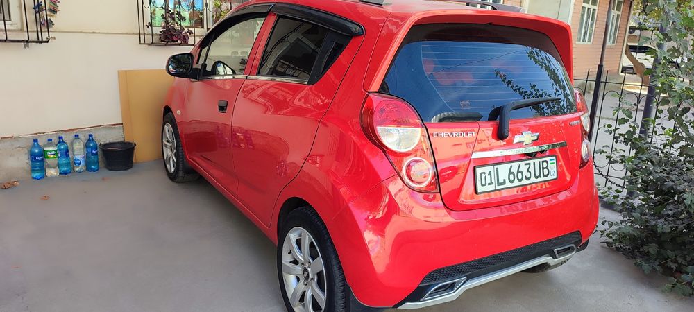 Продам свой Спарк в отличном состоянии Автомат каробка